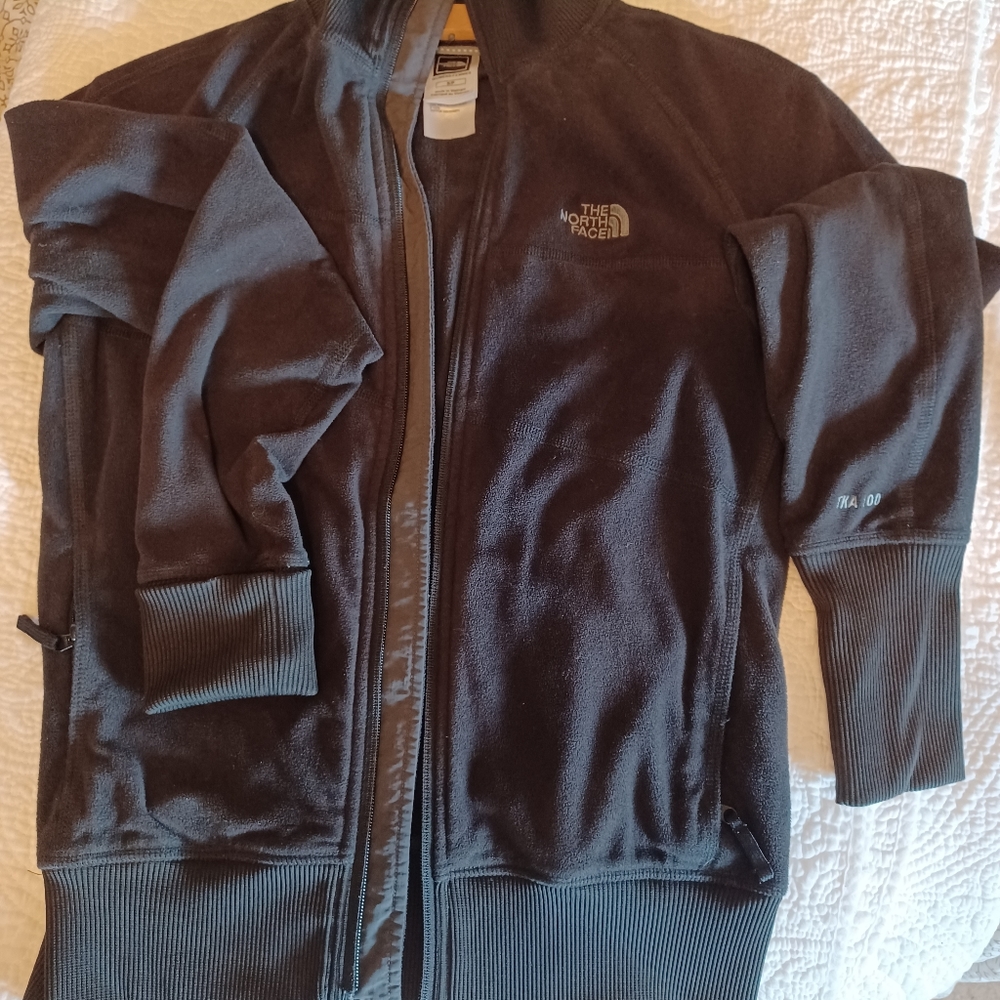 The North Face TKA100 jacket